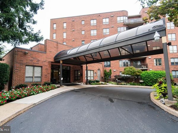 100 BREYER DRIVE, Unit 5-Q, ELKINS PARK, PA 19027