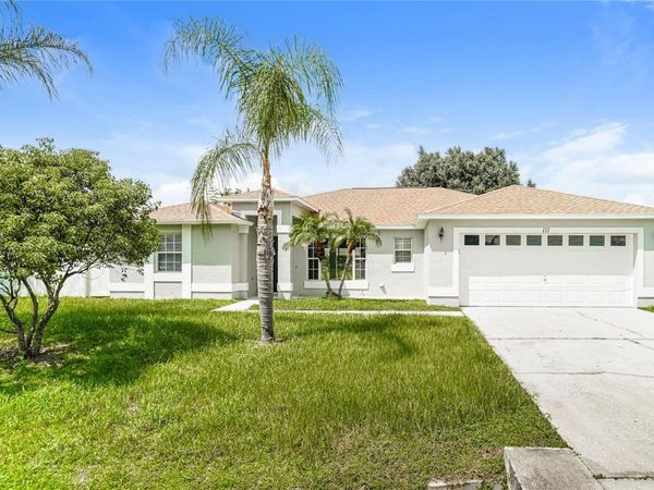 111 CRESCENT COURT , KISSIMMEE, FL 34758