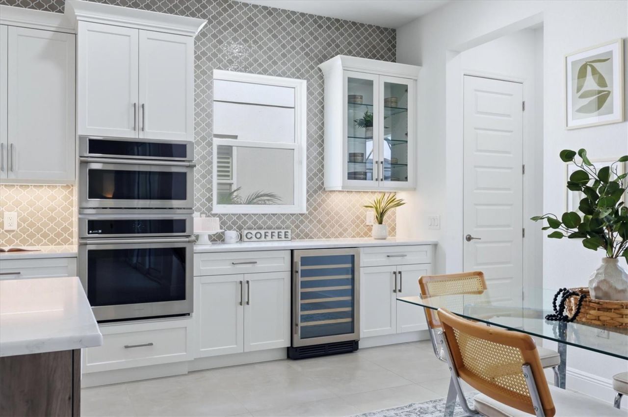 844 Blue Shell Loop, Sarasota, FL 34240 Photo