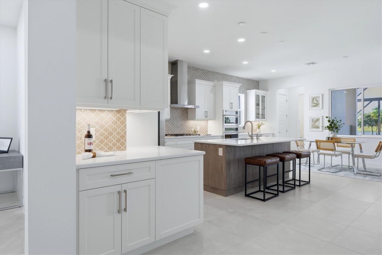 844 Blue Shell Loop, Sarasota, FL 34240 Photo