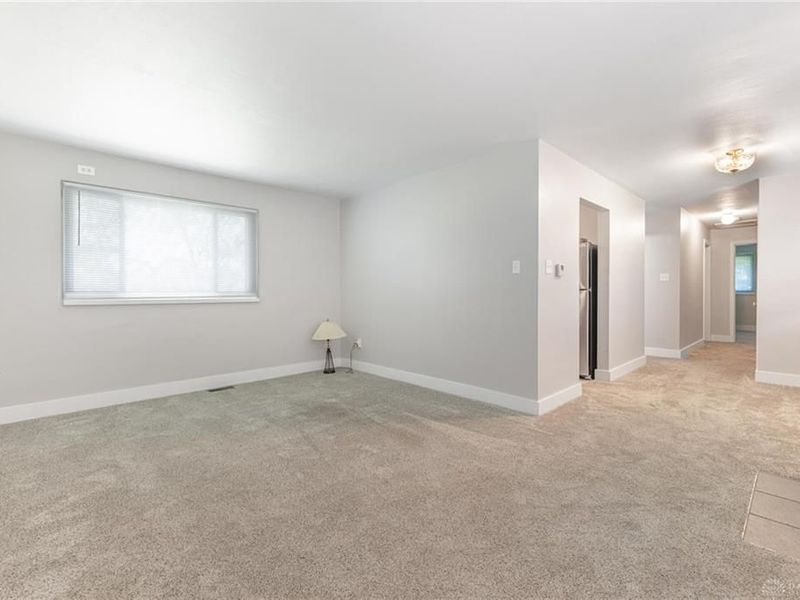 1663 Curlett Drive, Dayton, OH 45432 Photo 3