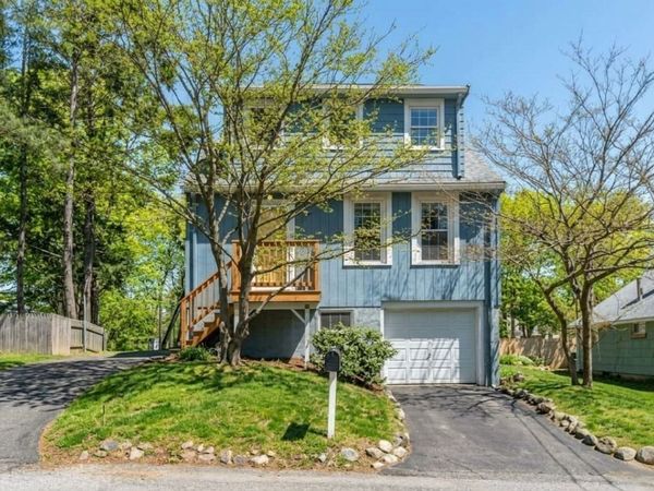 76 E Shore Rd, Holbrook, MA 02343