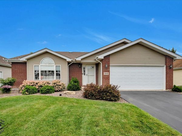 1449 Crooked Creek Drive , Beecher, IL 60401