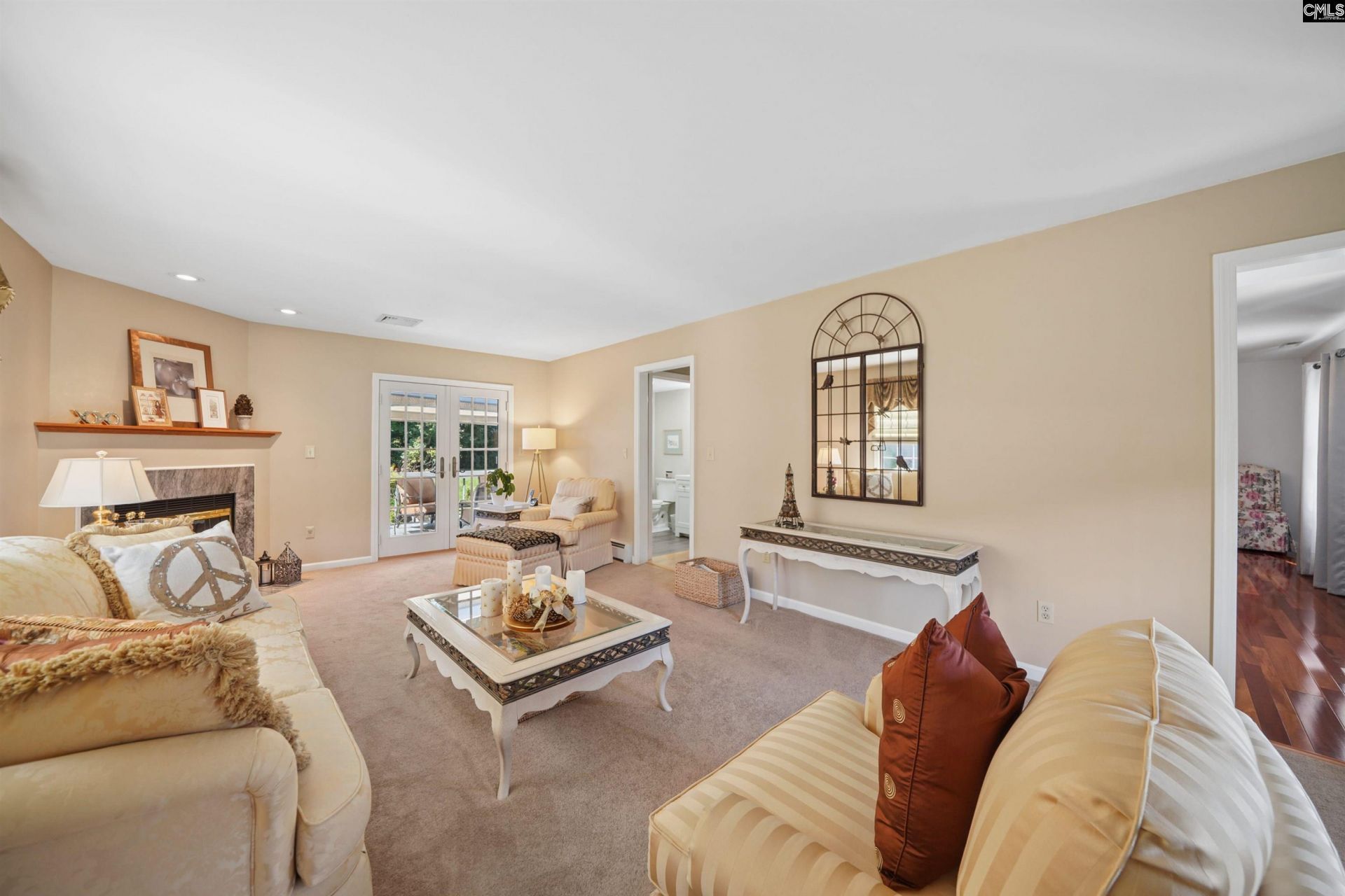2941 Waverly Drive  Photo 8