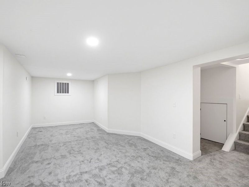 2900 York Avenue, Cleveland, OH 44113 Photo 36