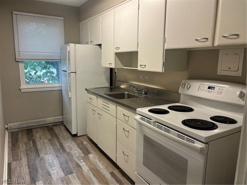 13773 Cedar Road , Unit 202, South Euclid, OH 44118 Photo 3