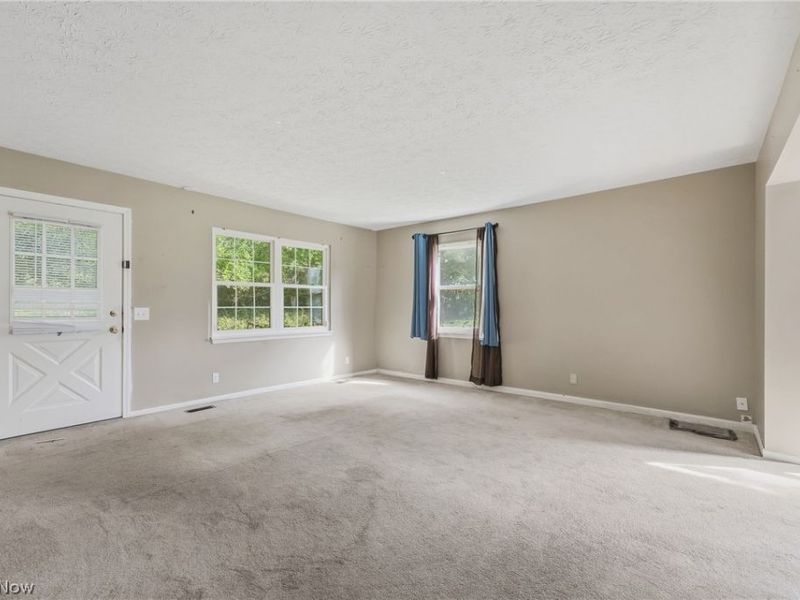 2013 50th Street NW, Canton, OH 44709 Photo 3