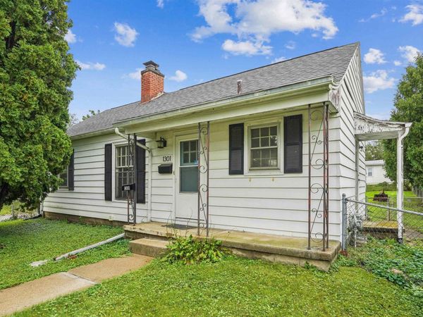 1301 Hammond Avenue, Waterloo, IA 50702