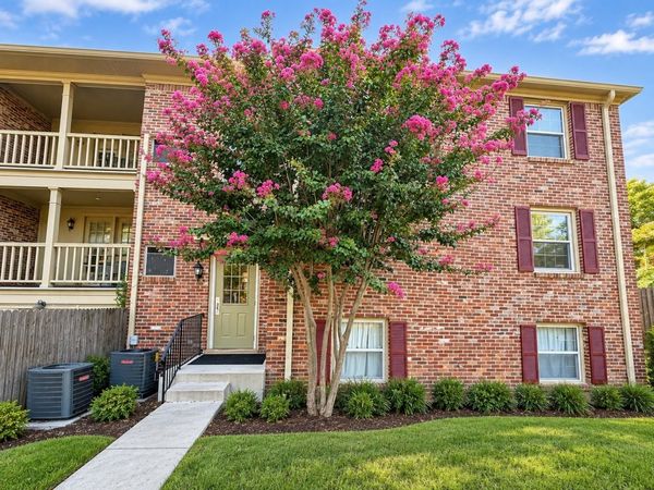 1202 MIDDLE CT, Unit 301, Memphis, TN 38119