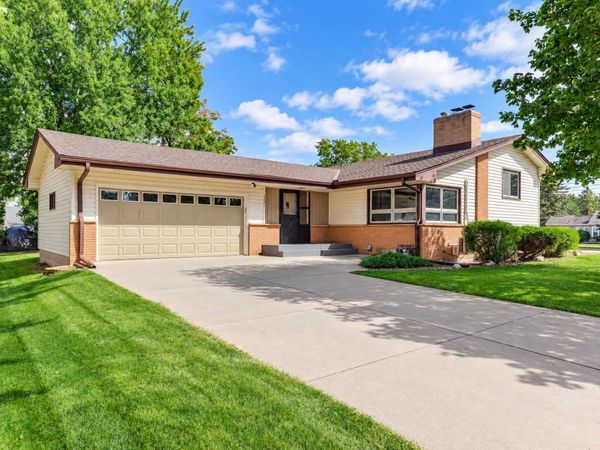6501 Pierce Street NE, Fridley, MN 55432