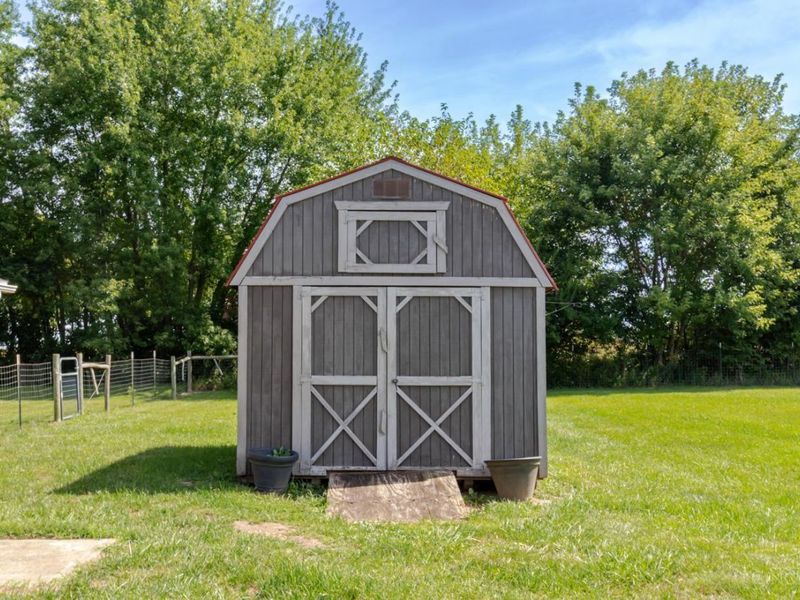 3370 Scheyhing Road, Lewisburg, OH 45338 Photo 26