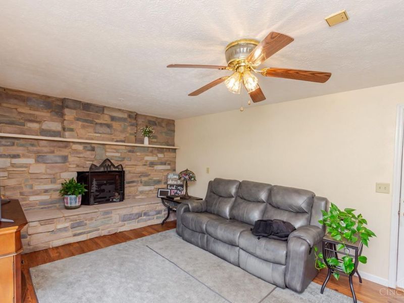 3370 Scheyhing Road, Lewisburg, OH 45338 Photo 8