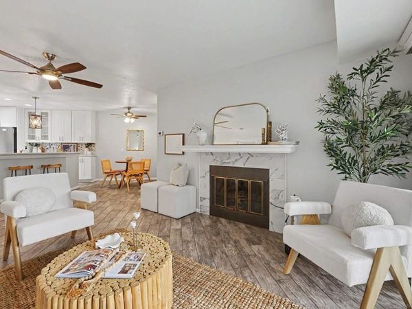 7287 Camino Degrazia , Unit 2, San Diego, CA 92111