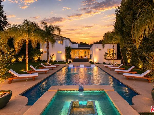 703 N Maple Drive , Beverly Hills, CA 90210