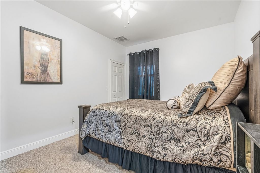 6045 21st Street Sw, Vero Beach, FL 32968 Photo