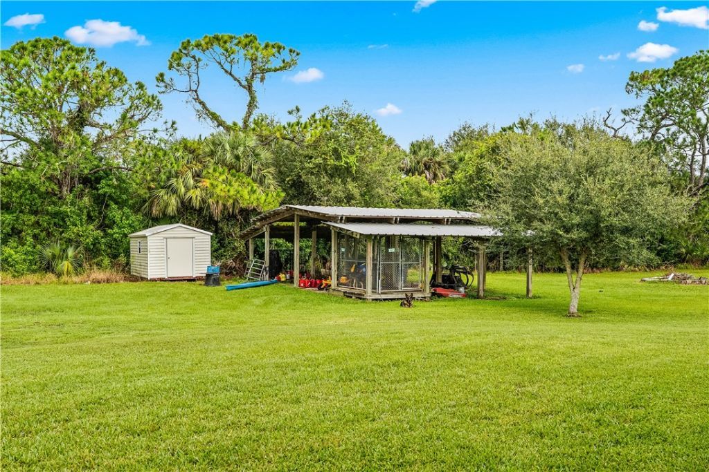 6045 21st Street Sw, Vero Beach, FL 32968 Photo