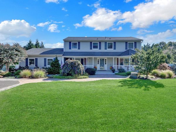 15 Wiigs Road , Nesconset, NY 11767