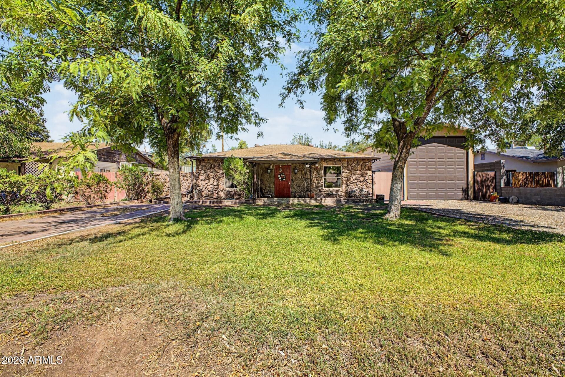 2216 W Augusta Avenue, Phoenix, AZ 85021 Main Photo