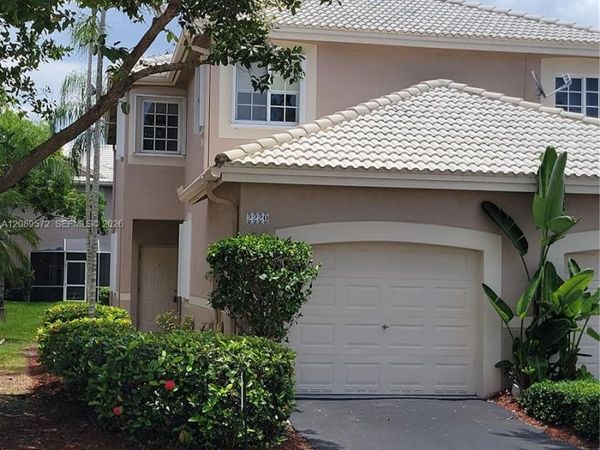 2220 Salerno Cir , Weston, FL 33327