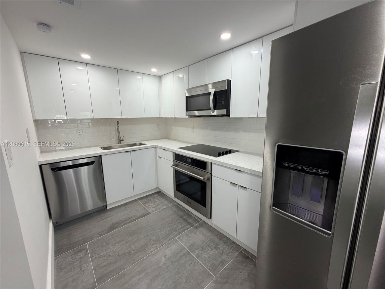 230 NW 87th Ave, Unit I208, Miami, FL 33172 Photo