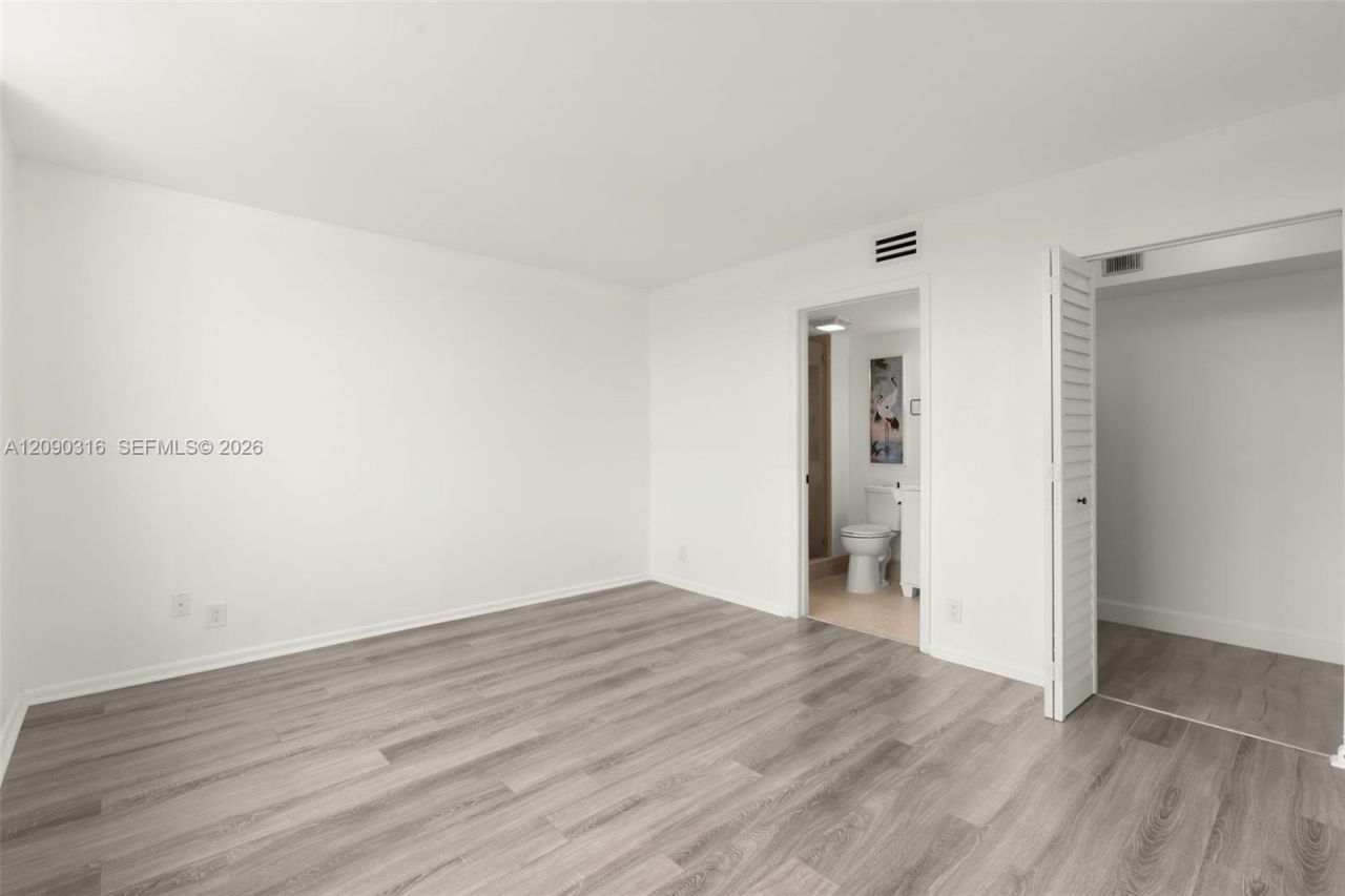 7684 NW 18th St , Unit 404, Margate, FL 33063 Photo