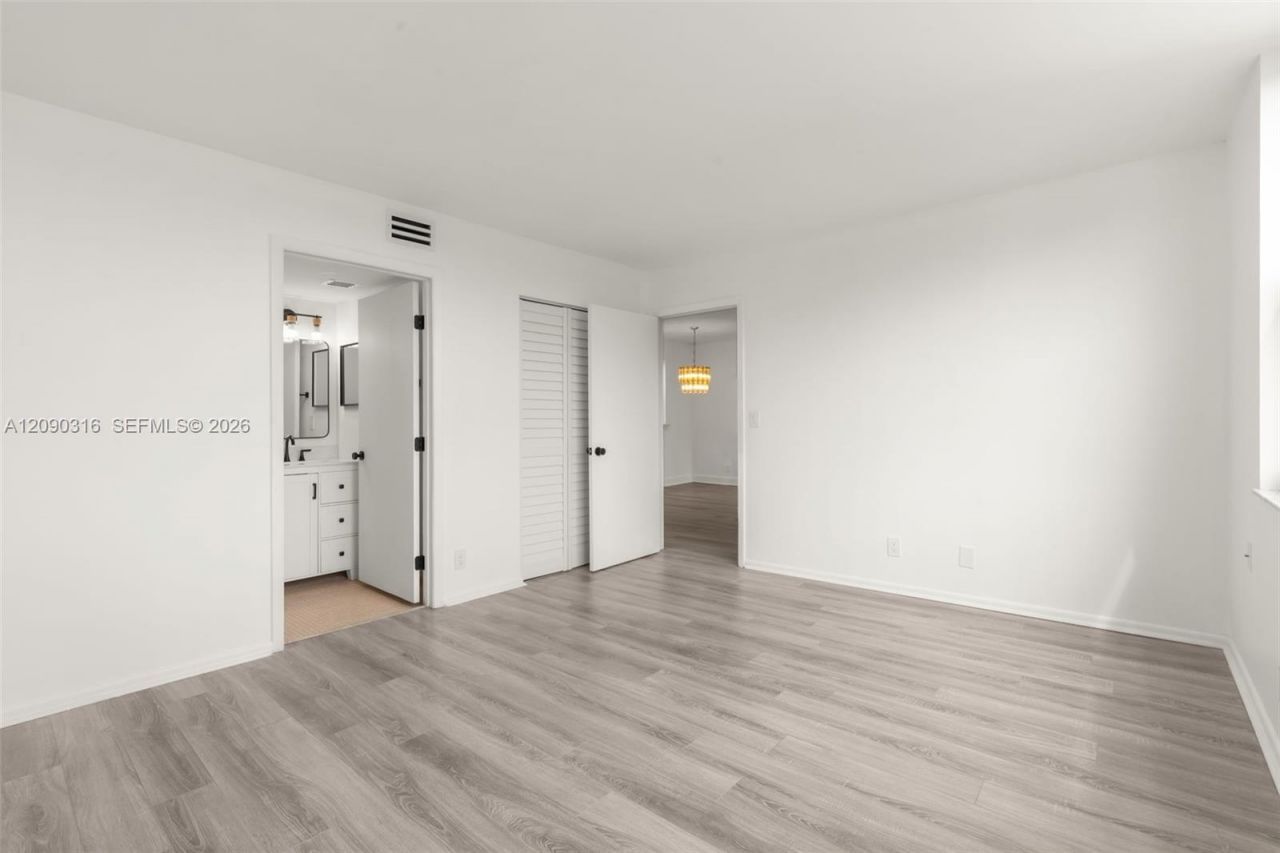 7684 NW 18th St , Unit 404, Margate, FL 33063 Photo