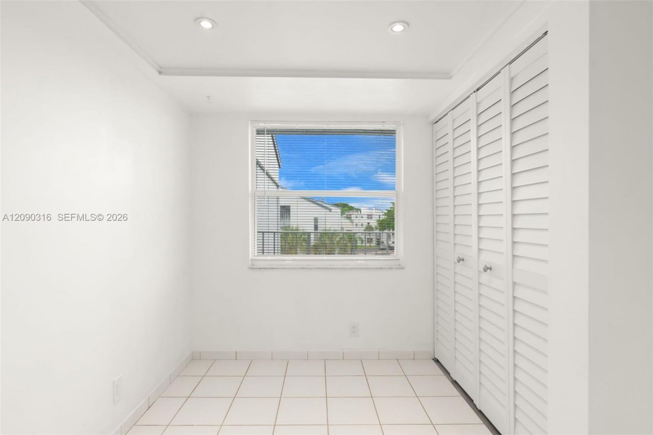 7684 NW 18th St , Unit 404, Margate, FL 33063 Photo