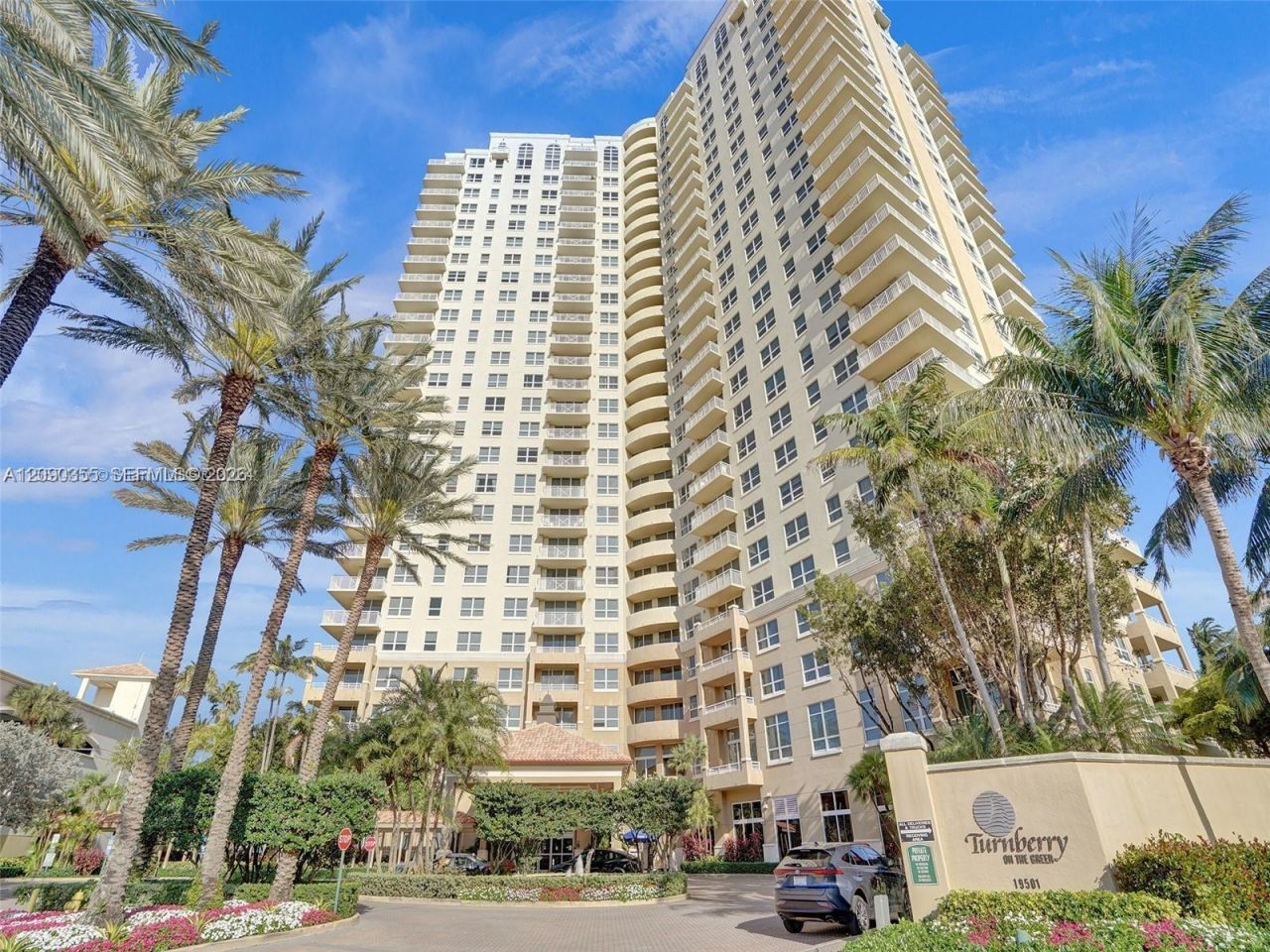 19501 W Country Club Dr , Unit 1006, Aventura, FL 33180 Photo