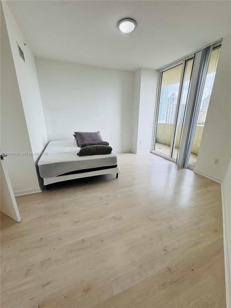 19501 W Country Club Dr , Unit 1006, Aventura, FL 33180 Photo