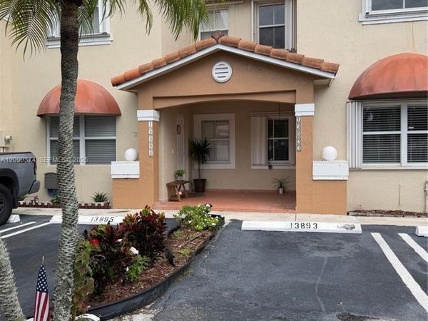13893 SW 62nd Ter , Unit ., Miami, FL 33183