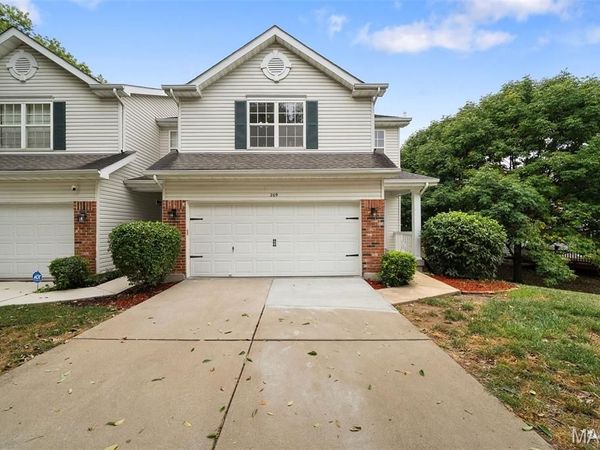 209 Waterside Crossing Court, St Peters, MO 63376