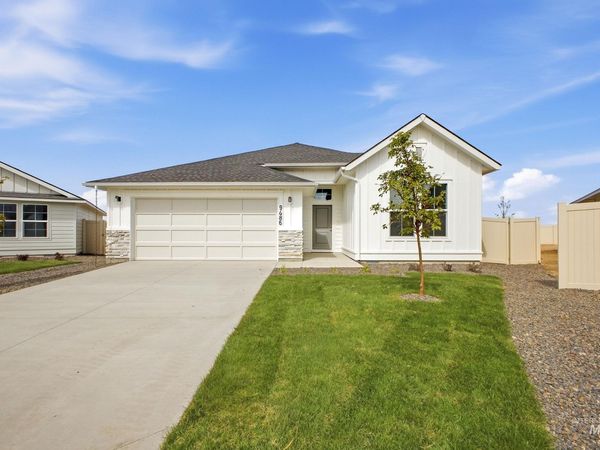9486 W Blazing Star St, Nampa, ID 83687