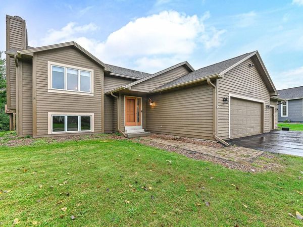 S70W19780 Thornapple COURT, Muskego, WI 53150