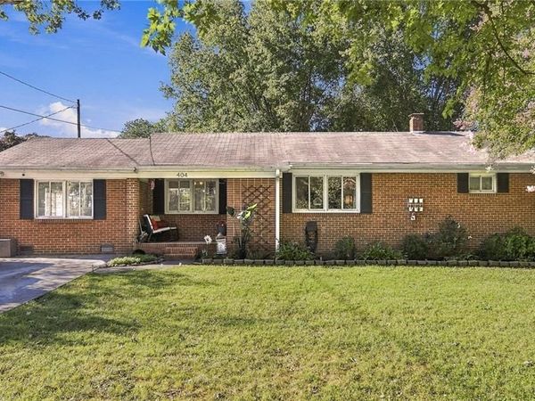 404 Poplar Circle, Yadkinville, NC 27055