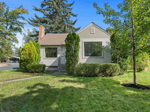 3928 N Adams Rd, Spokane, WA 99205