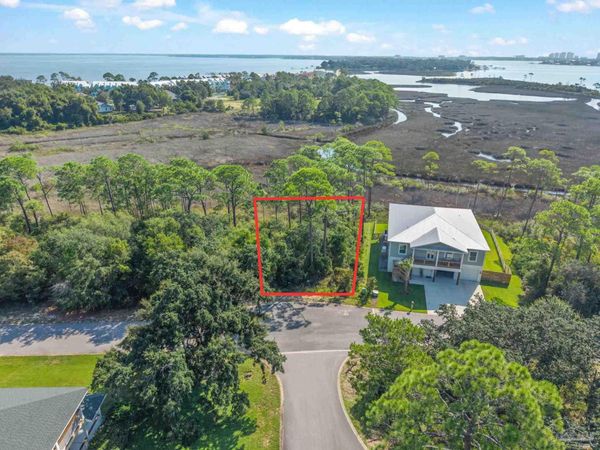 5756 Boca Ciega Blvd, Pensacola, FL 32507