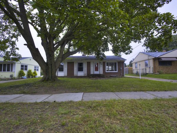 3714 Collingwood Avenue SW, Wyoming, MI 49519