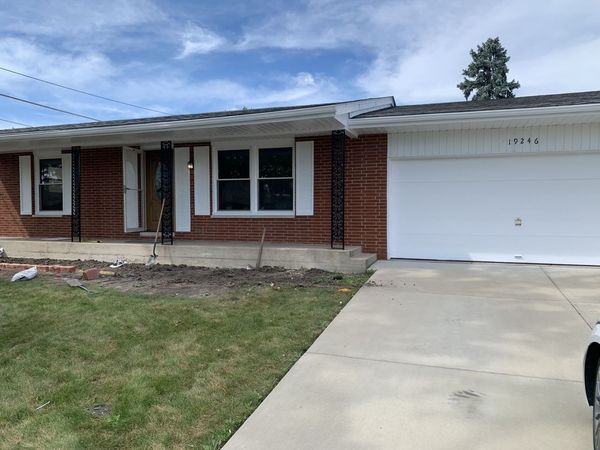 19246 Oakwood Avenue , Lansing, IL 60438