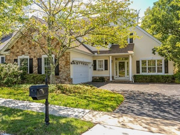 6 Ironwood Rd, Montgomery, NJ 08558