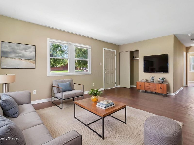 4732-4738 Beacon Hill Road, Columbus, OH 43228 Photo 10