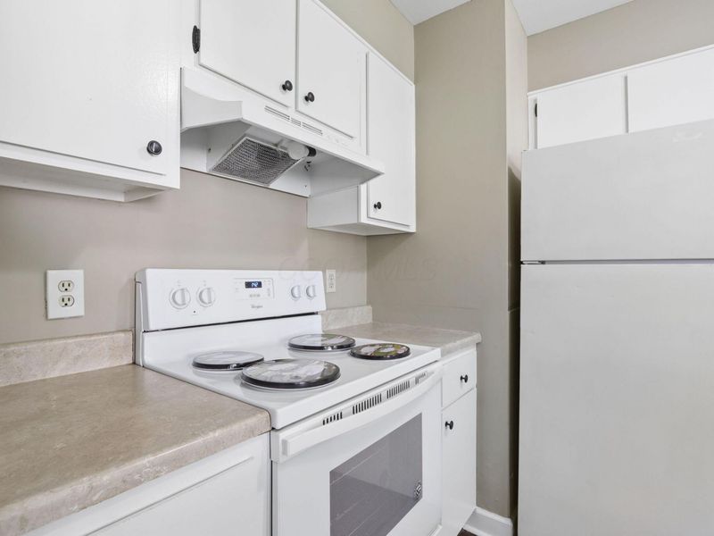 4732-4738 Beacon Hill Road, Columbus, OH 43228 Photo 18