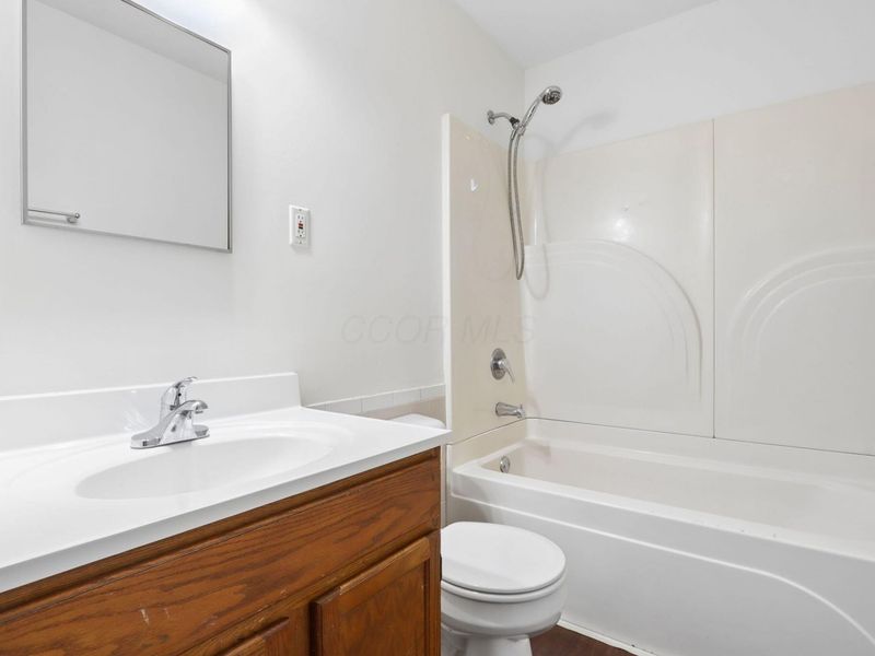 4732-4738 Beacon Hill Road, Columbus, OH 43228 Photo 25