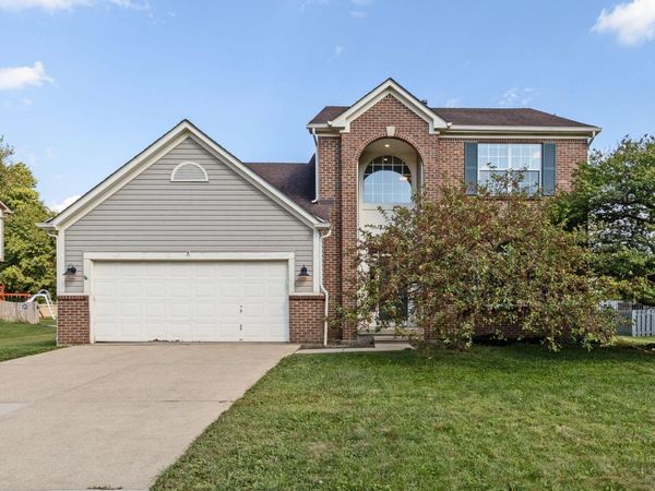 730 Montmorency Drive E, Pickerington, OH 43147