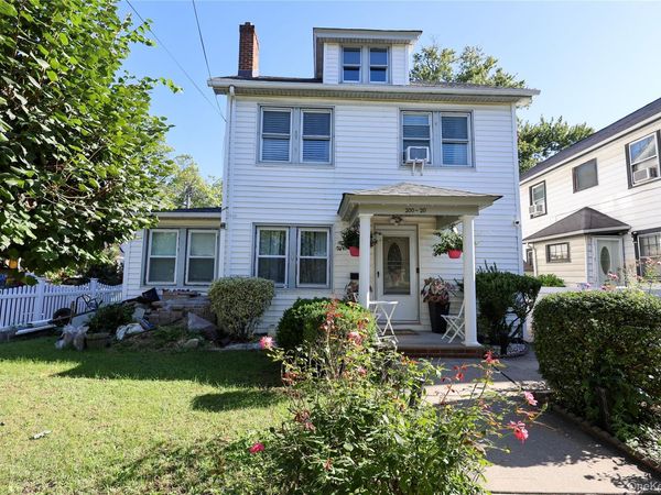 20020 104th Avenue, Saint Albans, NY 11412