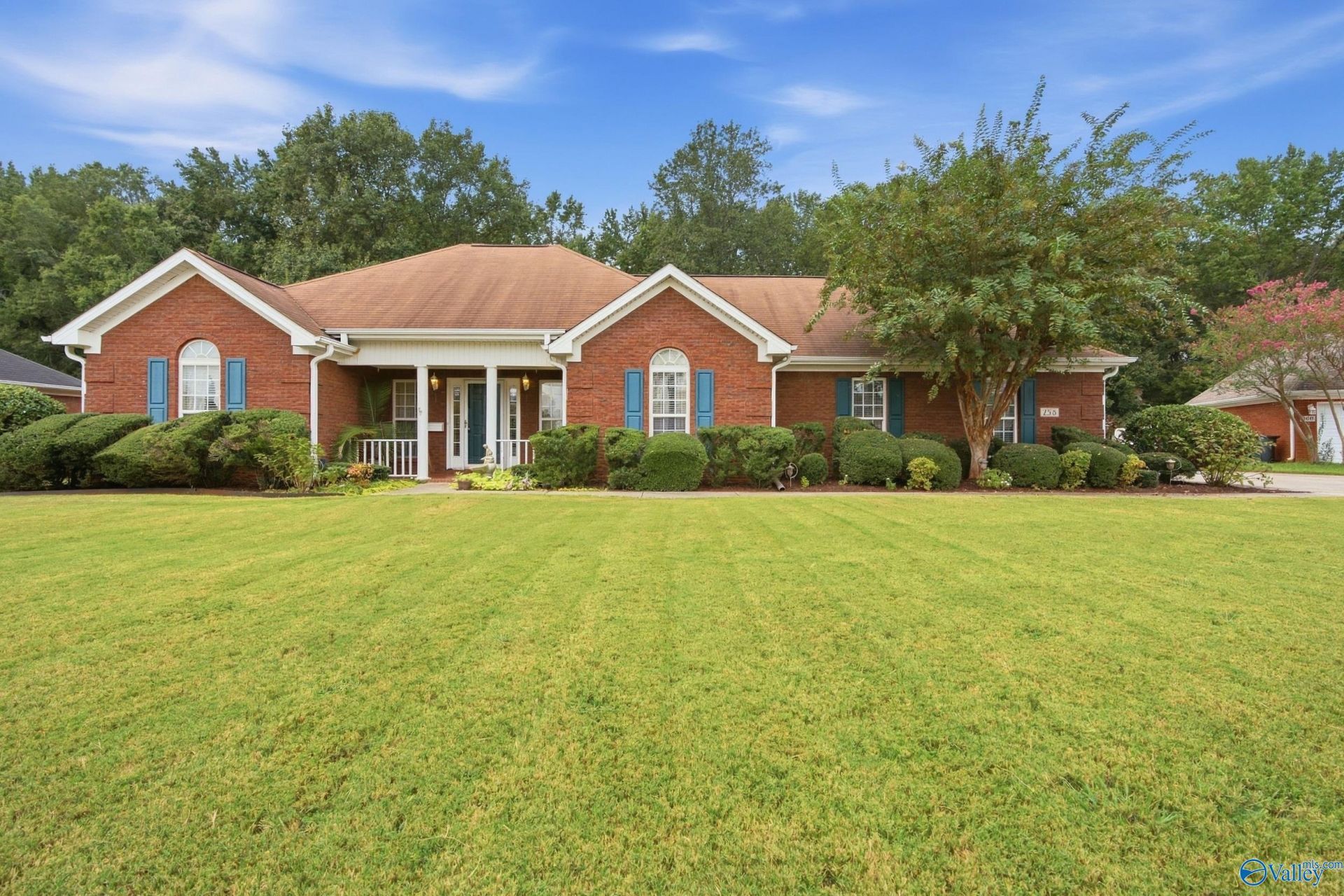 258 Morning Star Drive, Huntsville, AL 35811 Main Photo