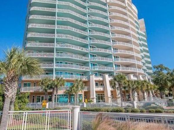 2230 Beach Drive, Gulfport, MS 39507