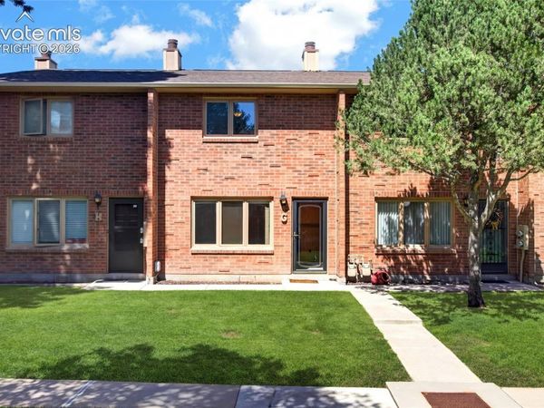 2105 Chatalet Lane, Unit G, Pueblo, CO 81005
