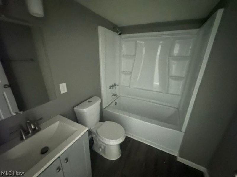 3233 Trowbridge Avenue, Cleveland, OH 44109 Photo 4