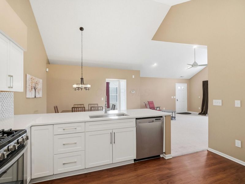 479 Mallet Place W, Unit 29, Gahanna, OH 43230 Photo 16