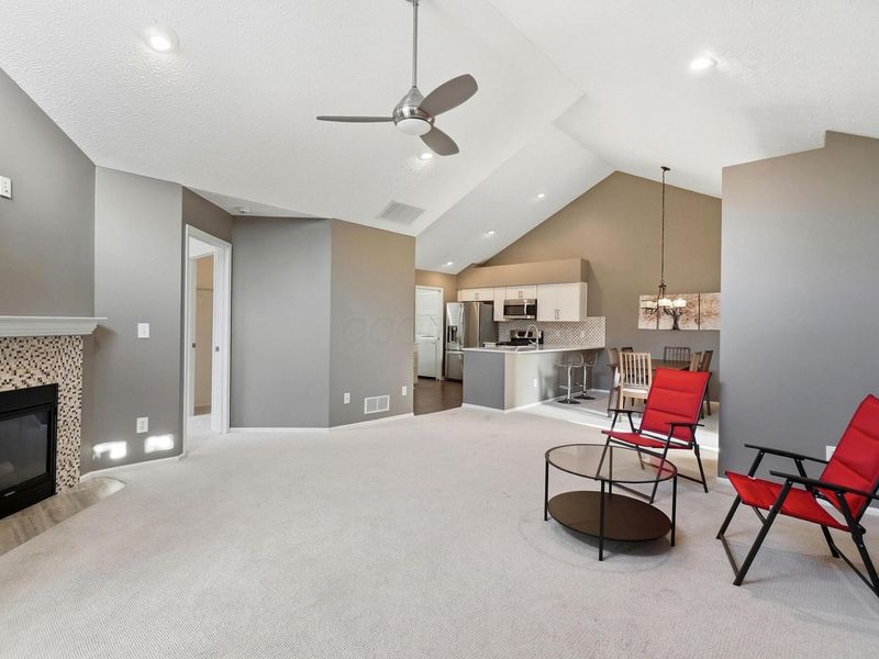 479 Mallet Place W, Unit 29, Gahanna, OH 43230 Photo 8